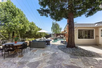 5736 Medallion Ct, Castro Valley, CA 94552 - Photo 57