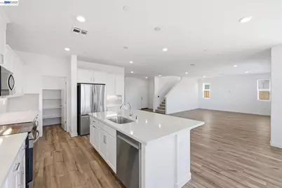 1028 Bluebell Circle, Discovery Bay, CA 94505 - Photo 3