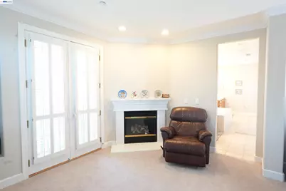 200 Seapoint Pl, Richmond, CA 94801 - Photo 23
