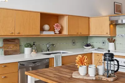 1500 Park St #423, Emeryville, CA 94608 - Photo 11