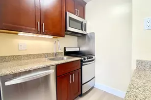 2 Commodore Dr, Emeryville, CA 94608 - Photo 7