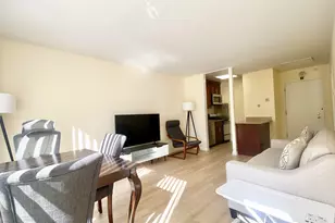 2 Commodore Dr, Emeryville, CA 94608 - Photo 5