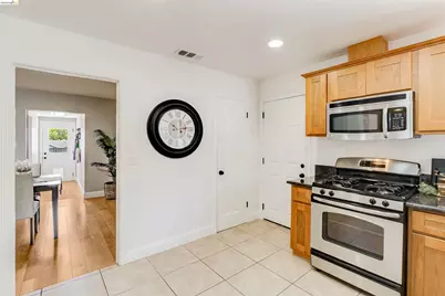346 Valley View Rd, Pleasant Hill, CA 94523 - Photo 19