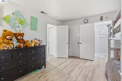 911 Erie Cir, Milpitas, CA 95035 - Photo 23