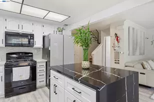 911 Erie Cir, Milpitas, CA 95035 - Photo 11