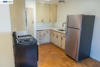 23 Stoneyford Ave, San Francisco, CA 94112 - Photo 7