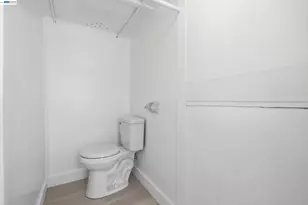23 Stoneyford Ave, San Francisco, CA 94112 - Photo 3