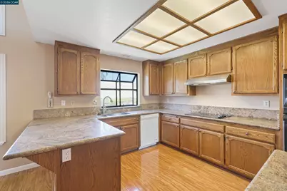 5535 Edgeview Dr, Discovery Bay, CA 94505 - Photo 11