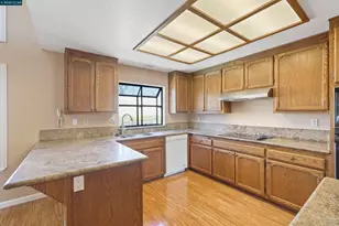 5535 Edgeview Dr, Discovery Bay, CA 94505 - Photo 11