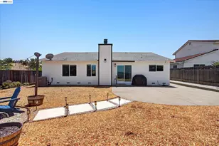295 Iris Rd, Hercules, CA 94547 - Photo 25