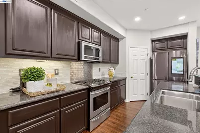 4366 Fitzwilliam St, Dublin, CA 94568 - Photo 15