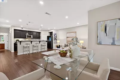 4366 Fitzwilliam St, Dublin, CA 94568 - Photo 5