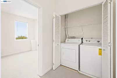 401 Norfolk St #301, San Mateo, CA 94401 - Photo 19