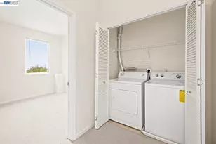 401 Norfolk St, San Mateo, CA 94401 - Photo 19