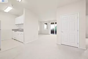 401 Norfolk St, San Mateo, CA 94401 - Photo 3