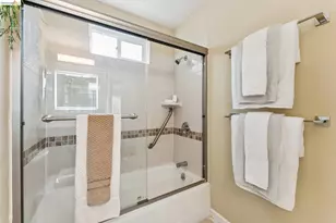127 Behrens St, El Cerrito, CA 94530 - Photo 17