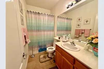2084 Schell Mountain Way, Antioch, CA 94531 - Photo 25