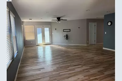1112 Yellowhammer Dr, Patterson, CA 95363 - Photo 5