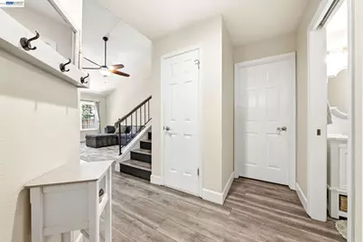 578 Mulqueeney St, Livermore, CA 94550 - Photo 7