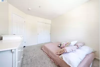 578 Mulqueeney St, Livermore, CA 94550 - Photo 33