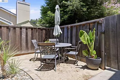 578 Mulqueeney St, Livermore, CA 94550 - Photo 49