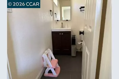 1811 Espanola Dr, San Pablo, CA 94806 - Photo 9