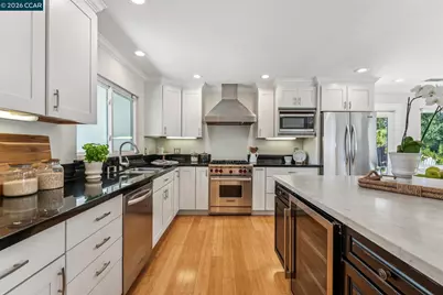 414 Castello Rd, Lafayette, CA 94549 - Photo 25