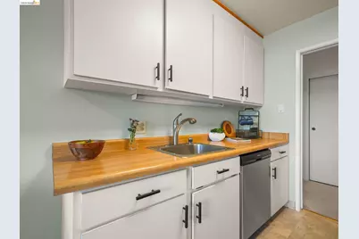 2137 Otis Dr #315, Alameda, CA 94501 - Photo 13