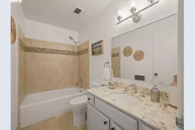 2137 Otis Dr #315, Alameda, CA 94501 - Photo 17