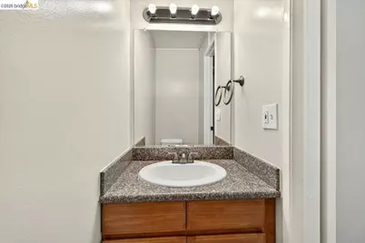 6 Captain Dr #236, Emeryville, CA 94608 - Photo 51
