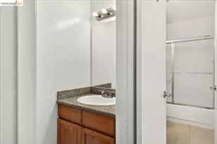 6 Captain Dr, Emeryville, CA 94608 - Photo 51