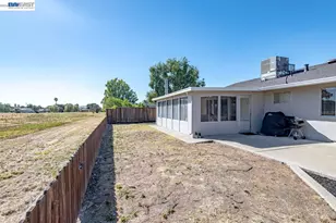 1418 Bluebell Dr, Livermore, CA 94551 - Photo 39