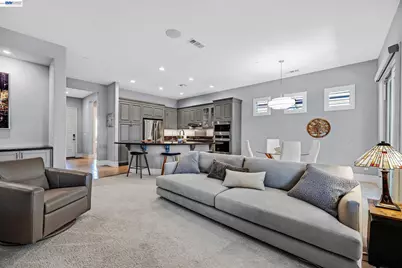 1810 Moscato Pl, Brentwood, CA 94513 - Photo 17