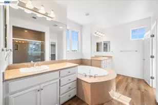 1461 Biarritz St, Tracy, CA 95304 - Photo 37