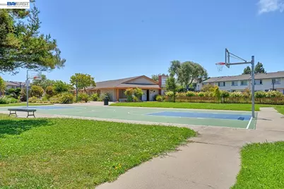 4556 Reyes Dr, Union City, CA 94587 - Photo 29