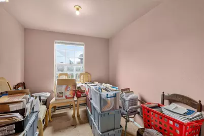 1814 105th Ave, Oakland, CA 94603 - Photo 11