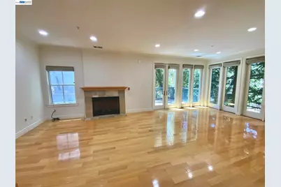 19 Edgewood Pl, Belmont, CA 94002 - Photo 5