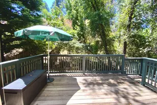 19 Edgewood Pl, Belmont, CA 94002 - Photo 23