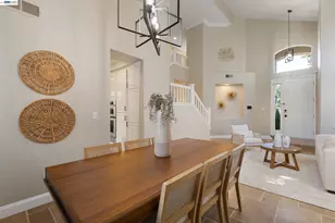 377 Squirrel Ridge Way, Danville, CA 94506 - Photo 13