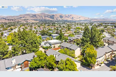 43081 Mayfair Park Ter, Fremont, CA 94538 - Photo 45