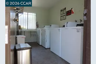 1725 Liberty # 10, El Cerrito, CA 94530 - Photo 23