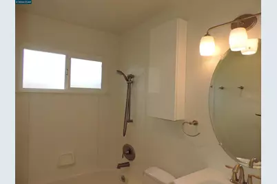1725 Liberty # 10, El Cerrito, CA 94530 - Photo 5