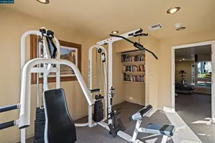 1505 Kirker Pass Rd, Concord, CA 94521 - Photo 35