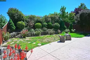 104 Johnson Ln, Martinez, CA 94553 - Photo 19