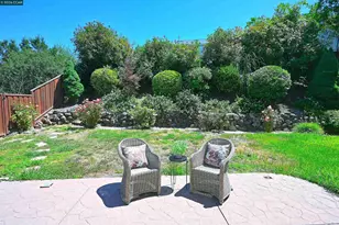 104 Johnson Ln, Martinez, CA 94553 - Photo 15