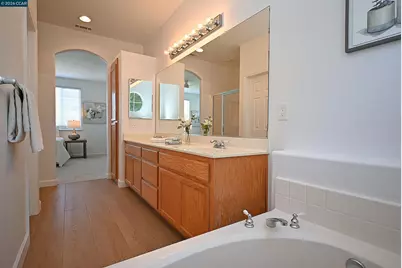 104 Johnson Ln, Martinez, CA 94553 - Photo 11