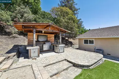 148 Primrose Ln, Vallejo, CA 94591 - Photo 31