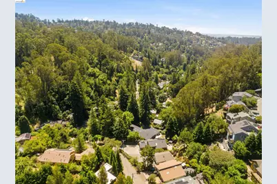6763 Pinehaven Rd, Oakland, CA 94611 - Photo 49