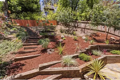 6763 Pinehaven Rd, Oakland, CA 94611 - Photo 37