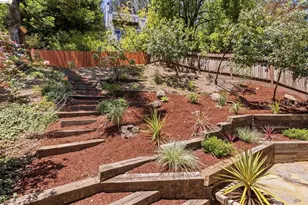 6763 Pinehaven Rd, Oakland, CA 94611 - Photo 37